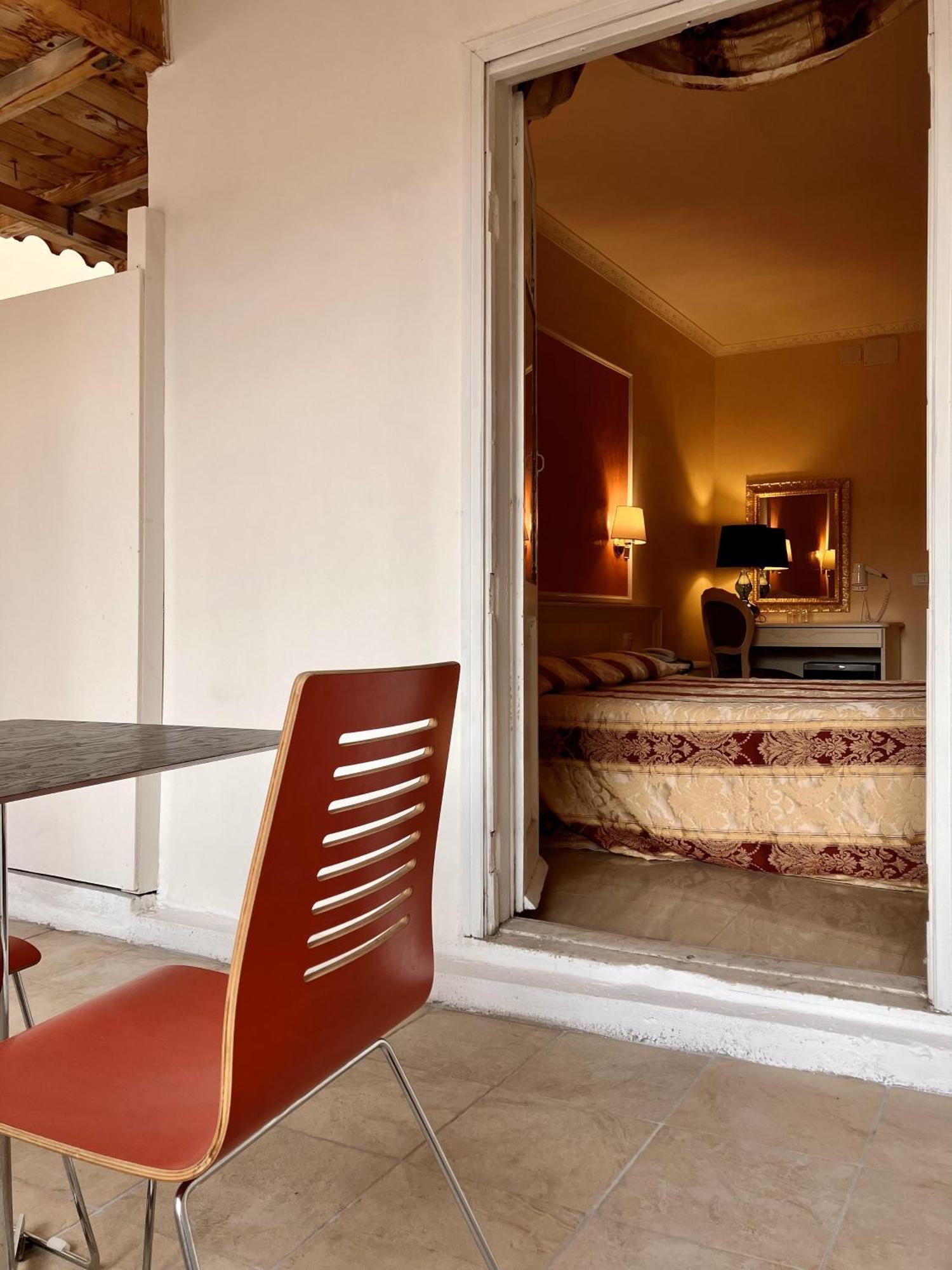 Hotell Erdarelli Rom